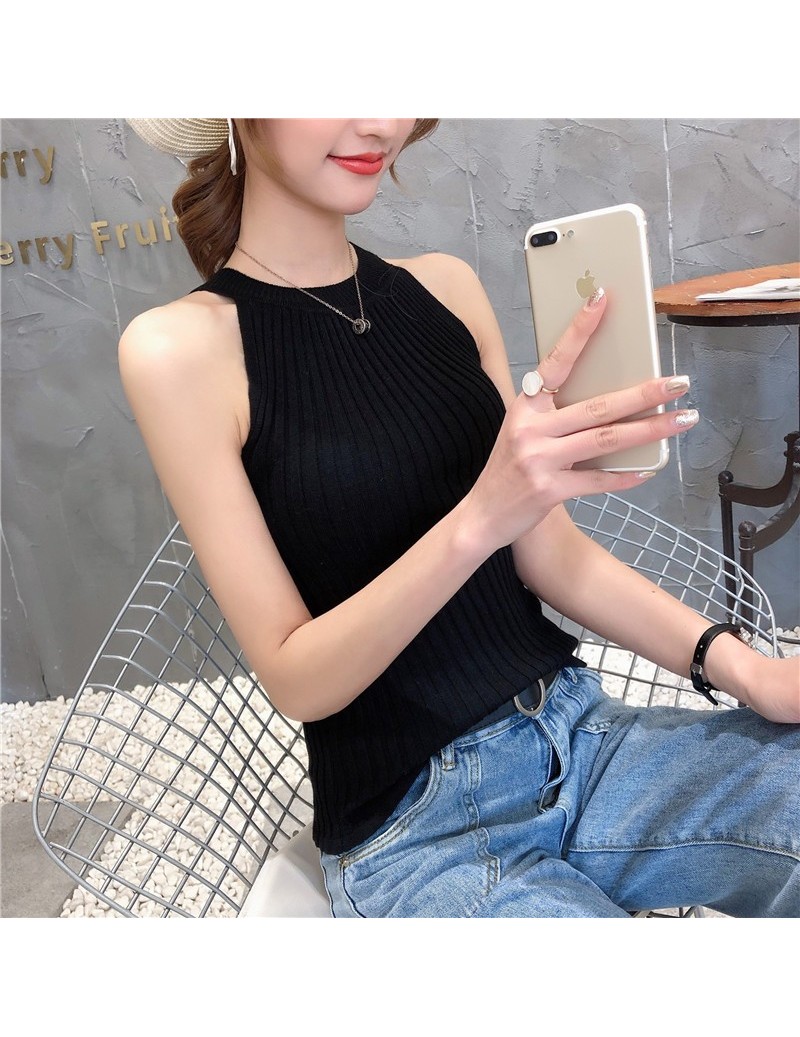 Real-time photo of new round collar pure-color knitted suspender vest ...